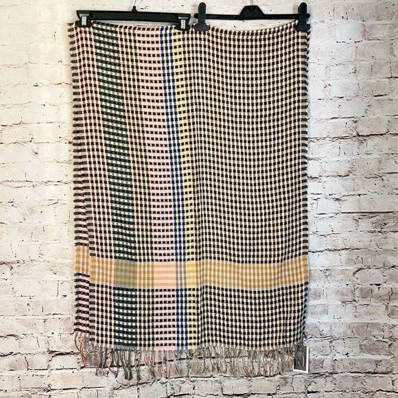Vince Camuto Womens Black Bright Plaid Check Fringe Scarf One Size NWT - Picture 4 of 8